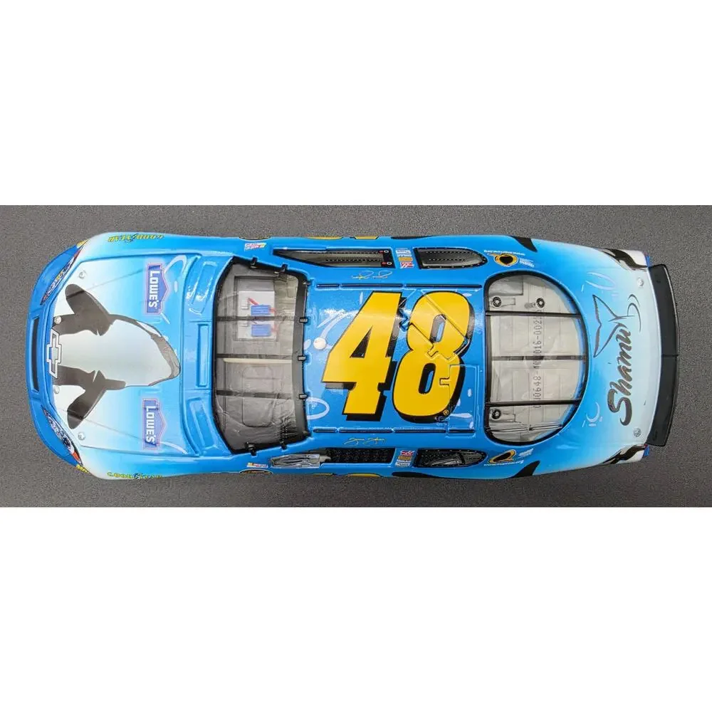 2006 Jimmie Johnson #48 SeaWorld RCCA 1:24 Action Diecast w/ Case & COA
